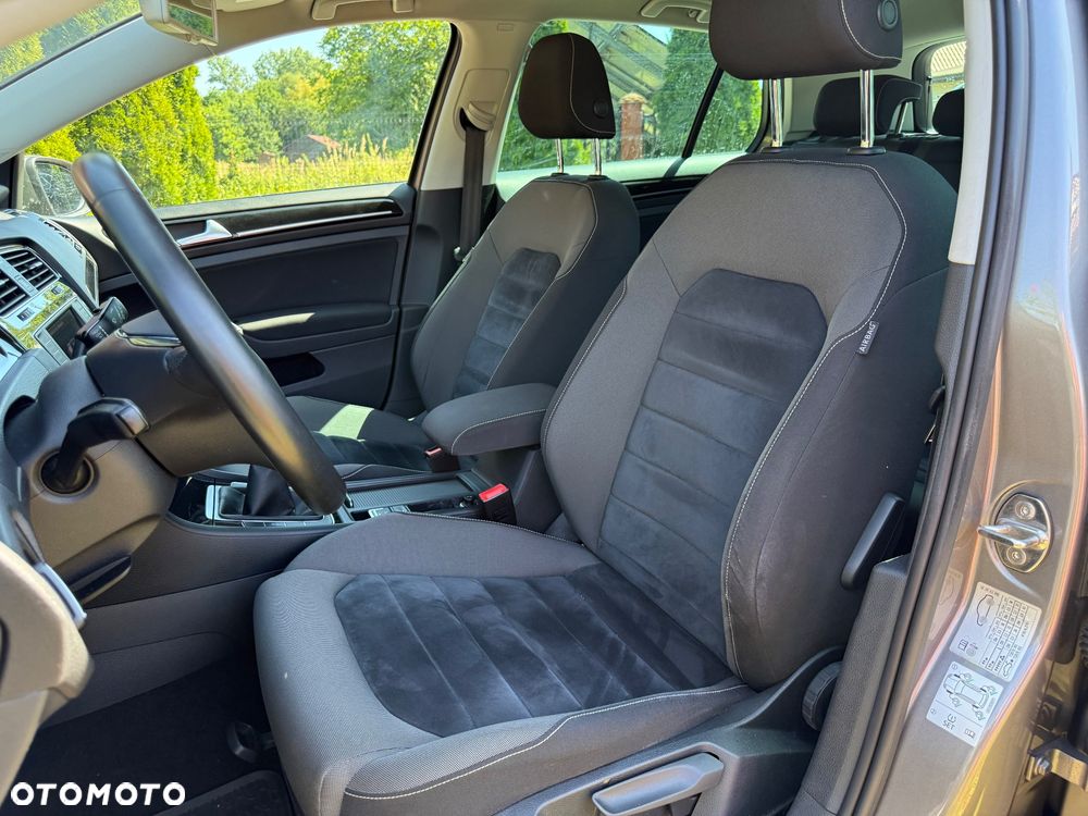 Volkswagen Golf 1.4 TSI BMT Highline - 22
