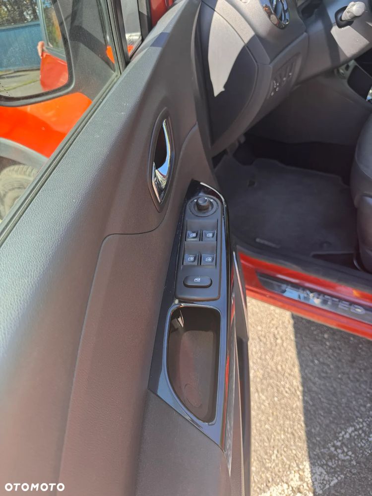 Renault Captur 1.2 Energy TCe Limited EDC - 14