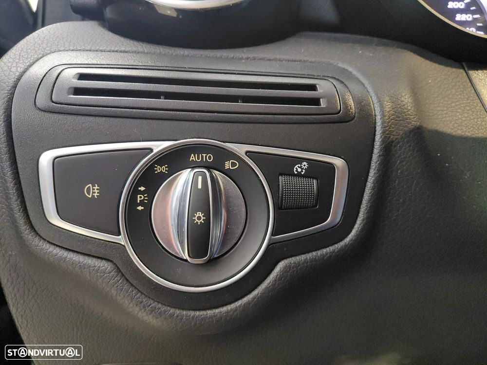 Mercedes-Benz GLC 220 d Coupe 4Matic 9G-TRONIC - 14