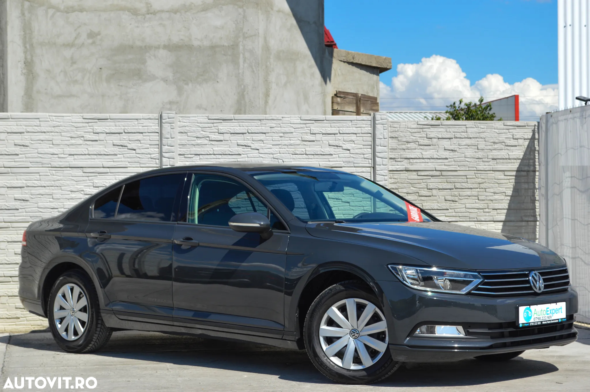 Volkswagen Passat 1.4 TSI (BlueMotion Technology) Trendline - 12