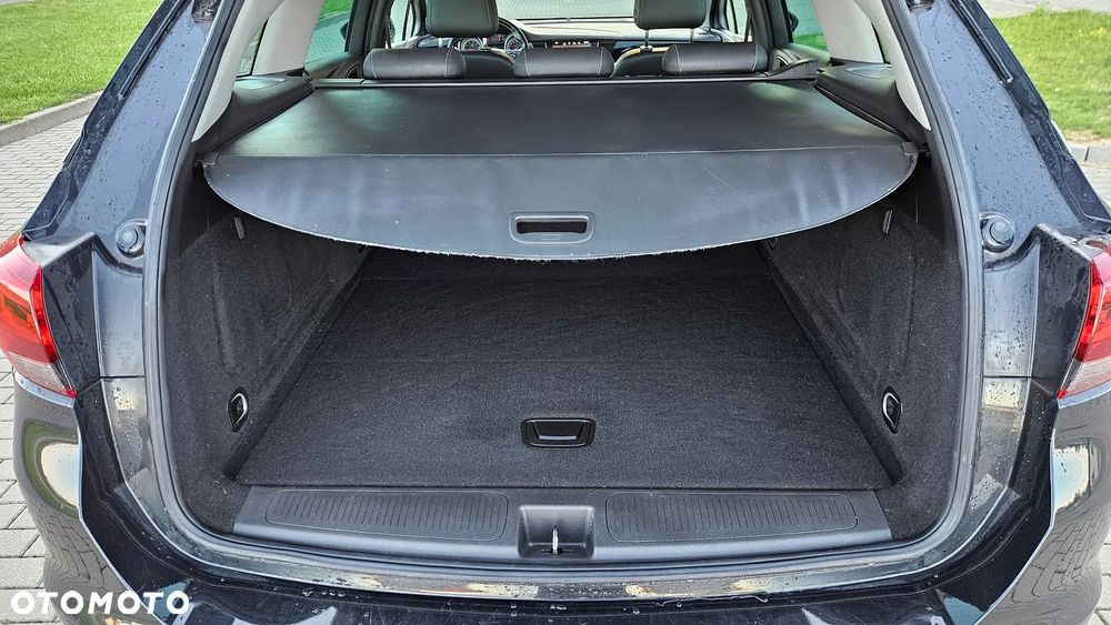 Opel Astra 1.4 Turbo Innovation - 11