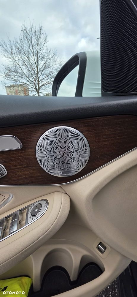 Mercedes-Benz GLC - 27