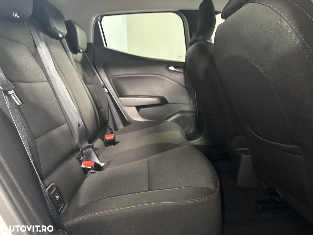 Renault Clio - 13