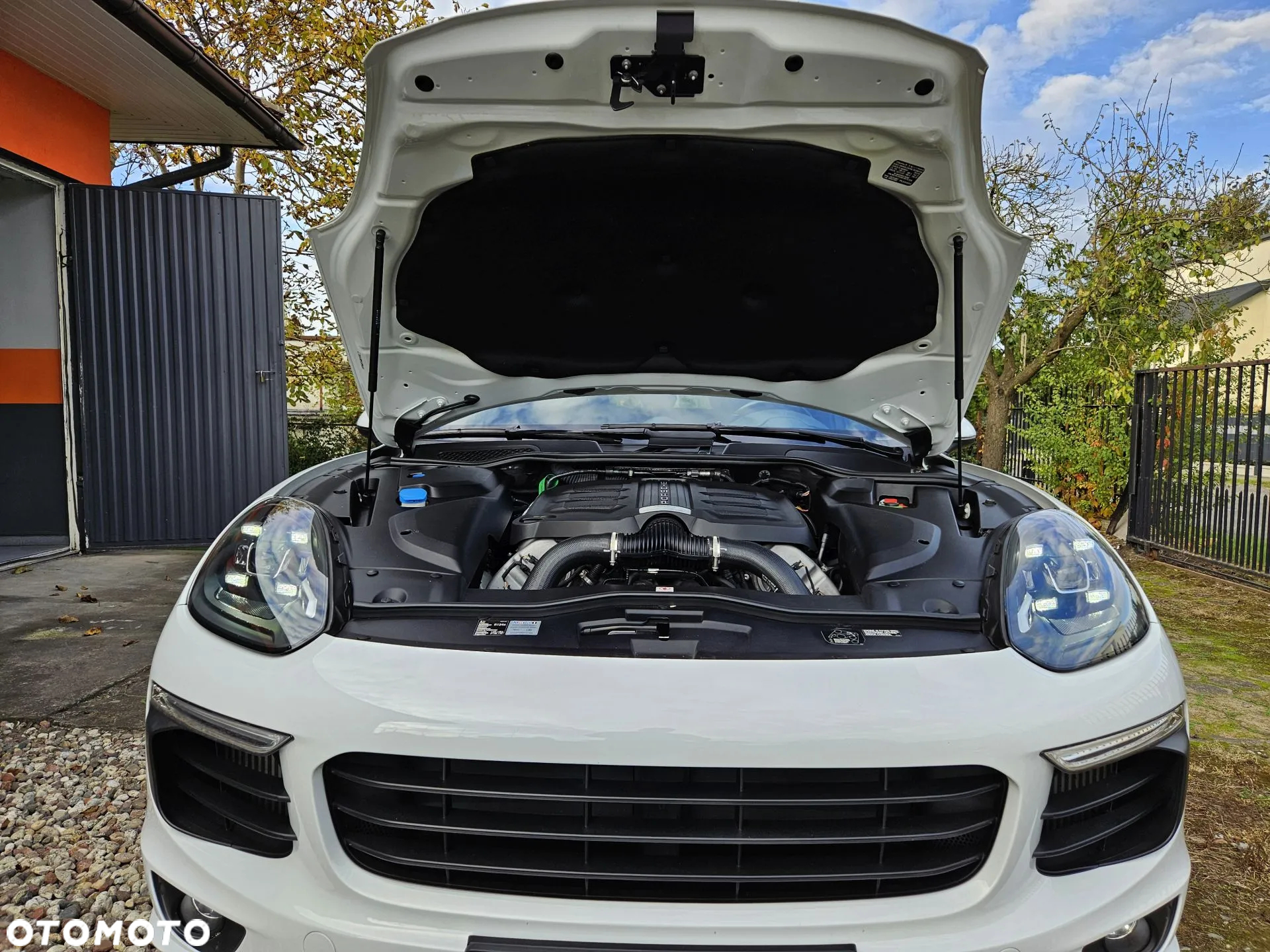 Porsche Cayenne S - 31