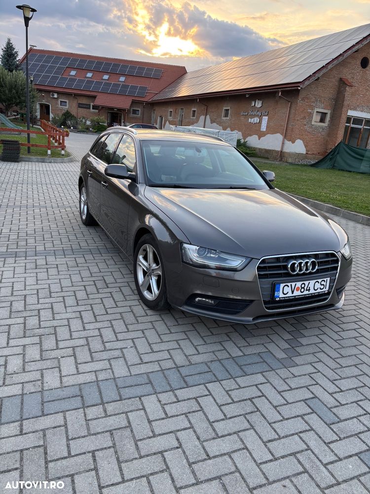 Audi A4 - 1