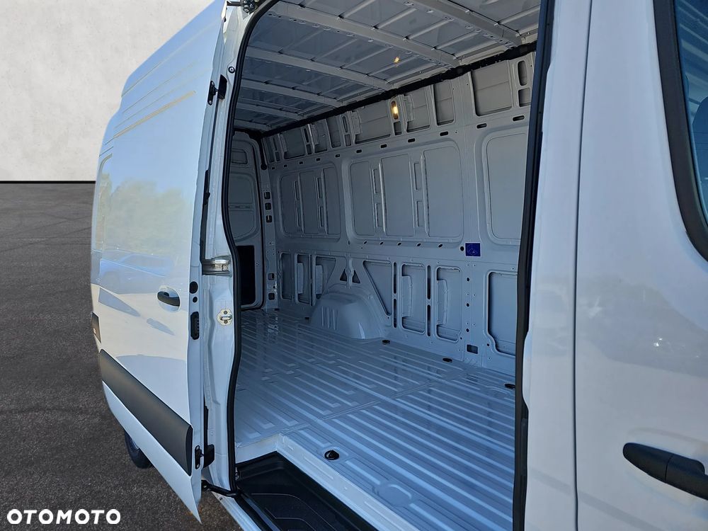 Mercedes-Benz SPRINTER 317 CDI Furgon PRO L3H2 - 12