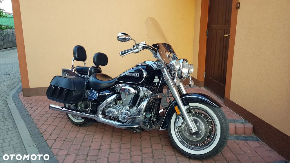 Yamaha Road Star - 7