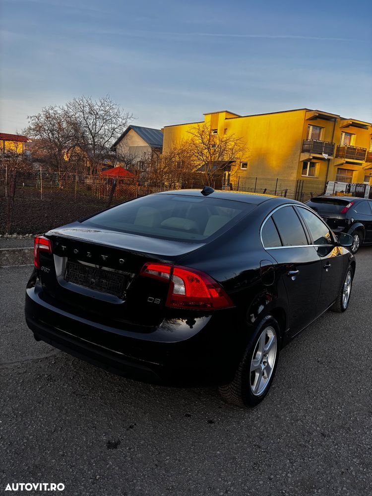 Volvo S60 D3 Geartronic - 6
