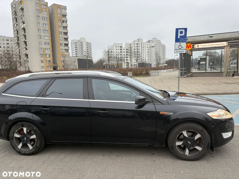 Ford Mondeo 2.0 Ambiente - 3