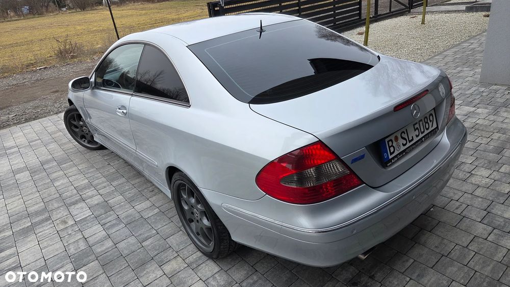 Mercedes-Benz CLK - 3