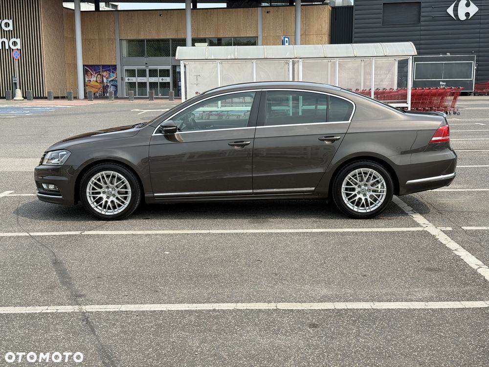 Volkswagen Passat 2.0 TDI Comfortline DSG - 3