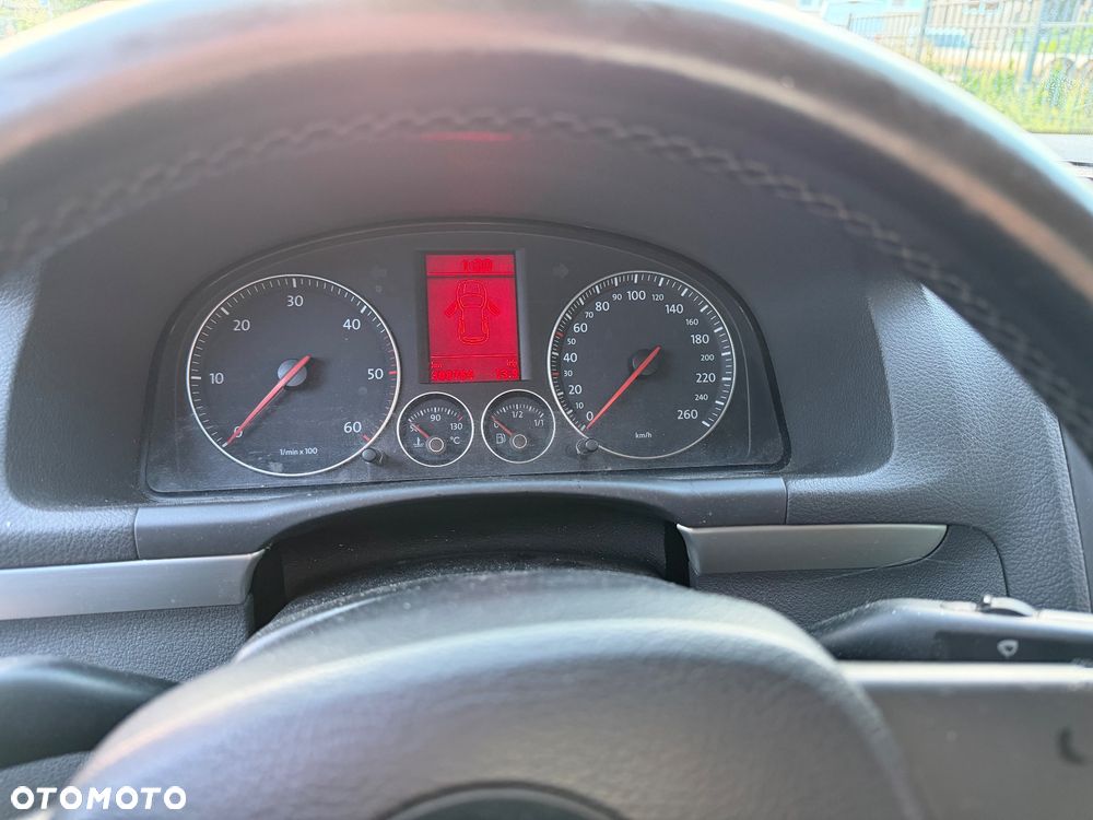 Volkswagen Touran 2.0 TDI United - 5