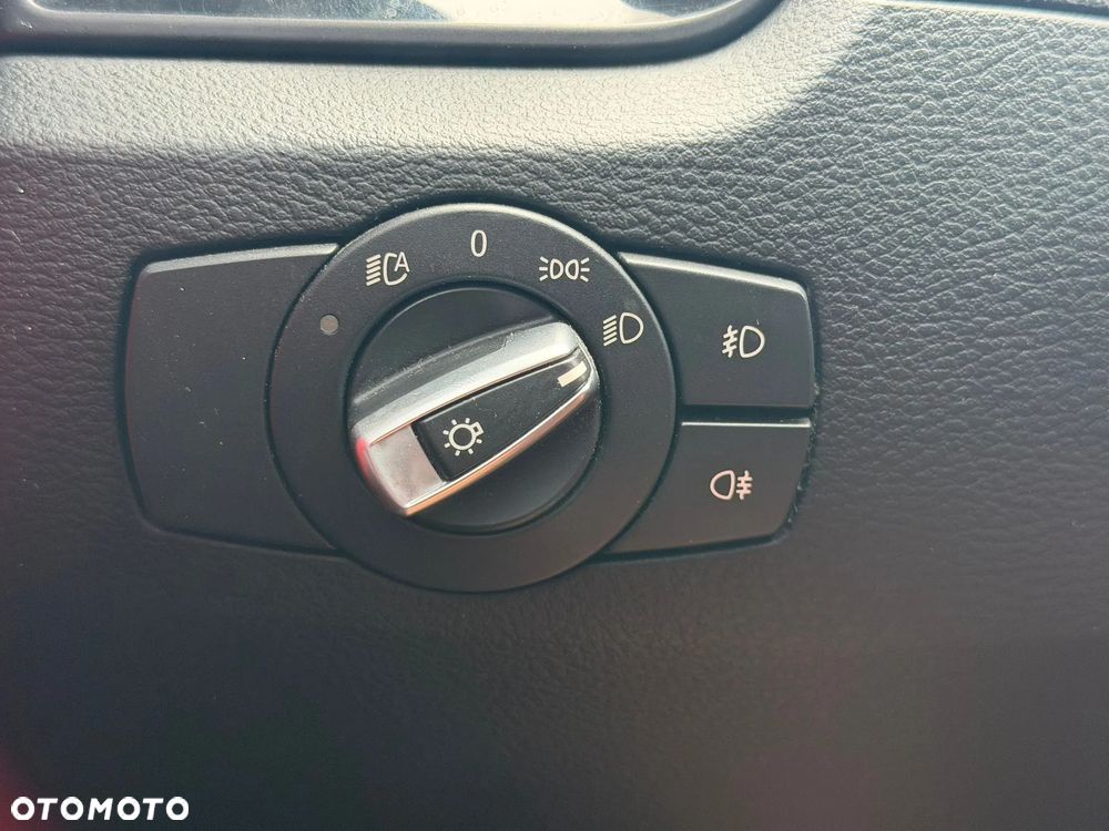 BMW X1 - 16