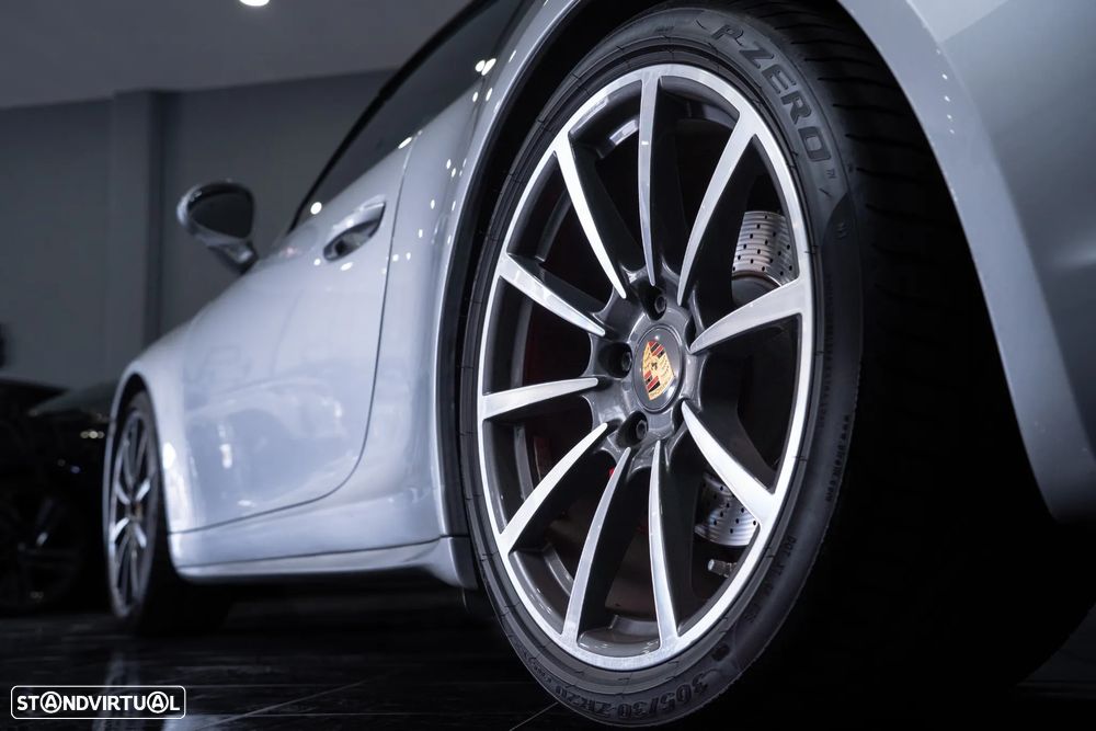 Porsche 911 (991) Carrera 4 S PDK - 34