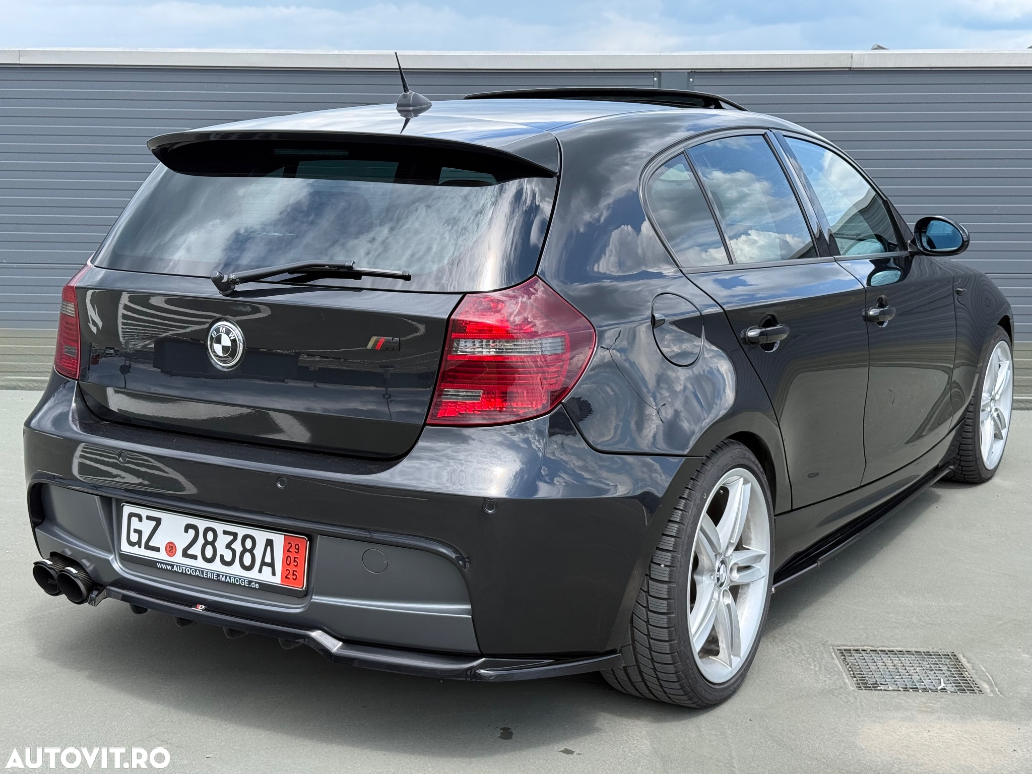 BMW Seria 1 123d - 4