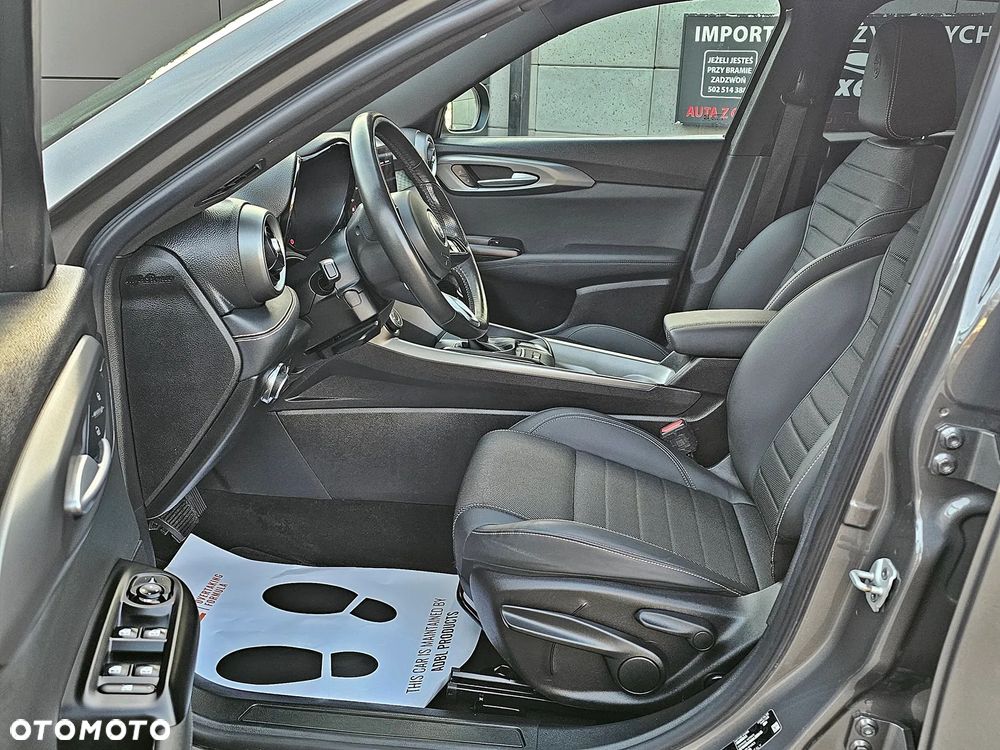 Alfa Romeo Tonale 1.5 VGT Ti - 15