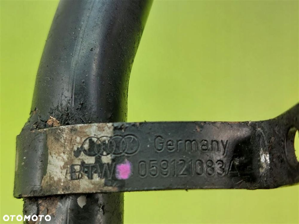 Rura przewód wody wąż Audi A8 D2 1994-2002 2,5 TDI 059121083A ORYGINAŁ - 7
