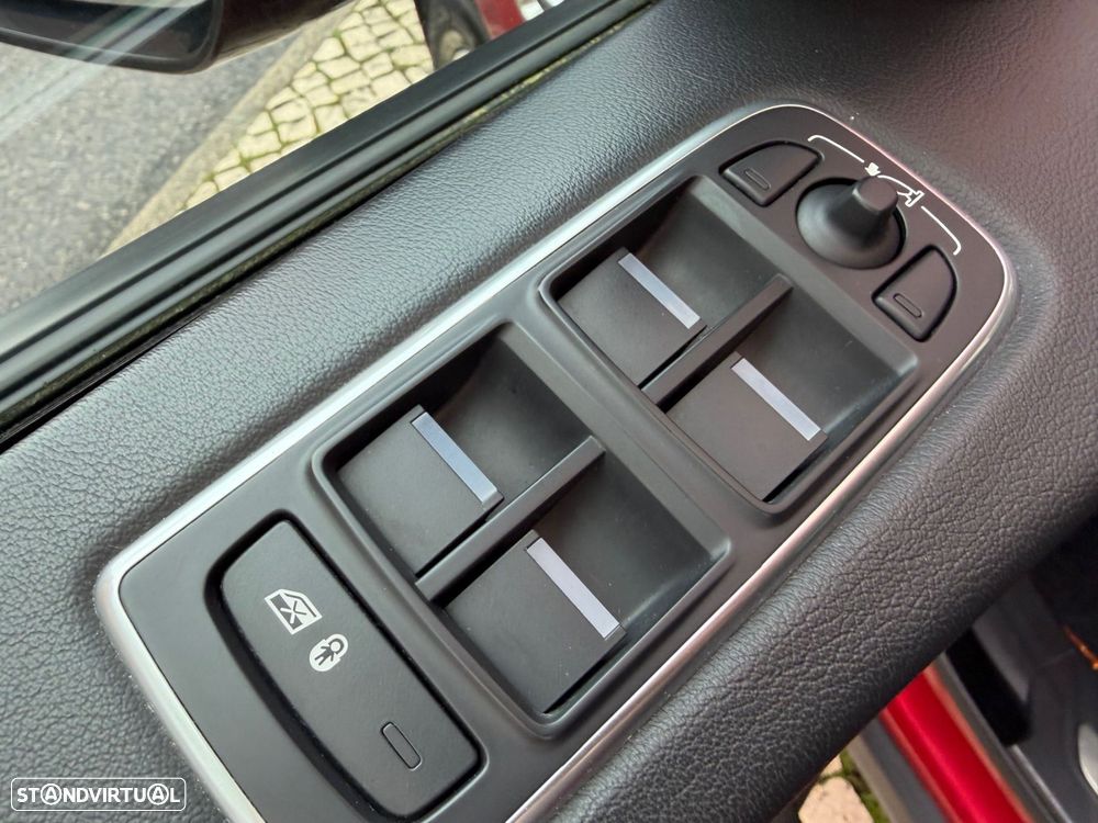 Jaguar F-Pace 20d Pure - 33