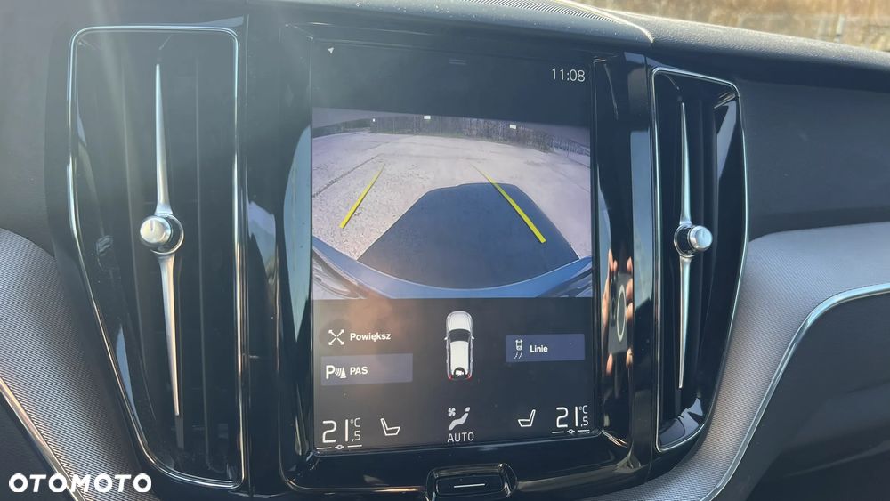 Volvo XC 60 T4 R-Design - 24