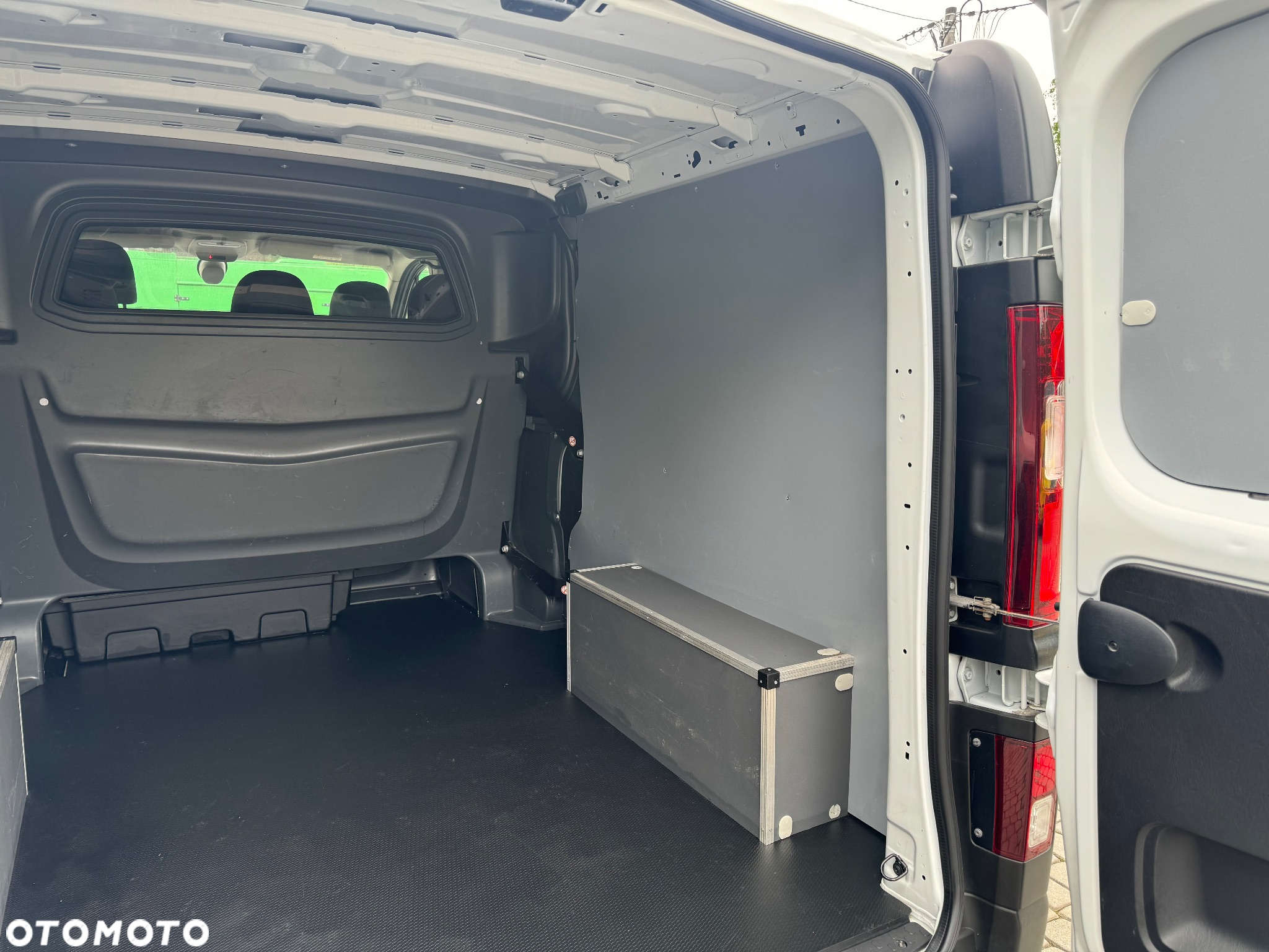 Renault Trafic - 14