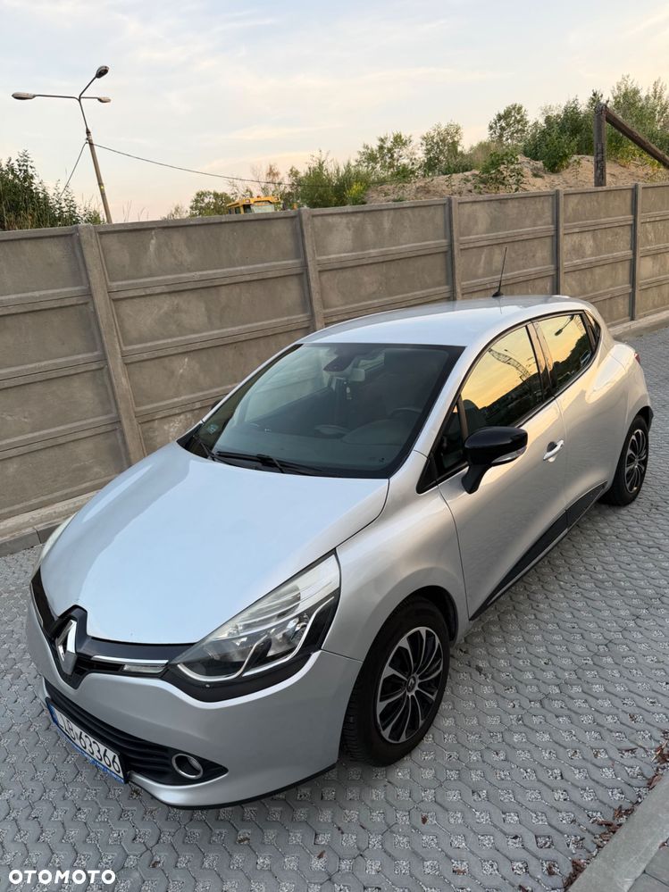 Renault Clio - 1