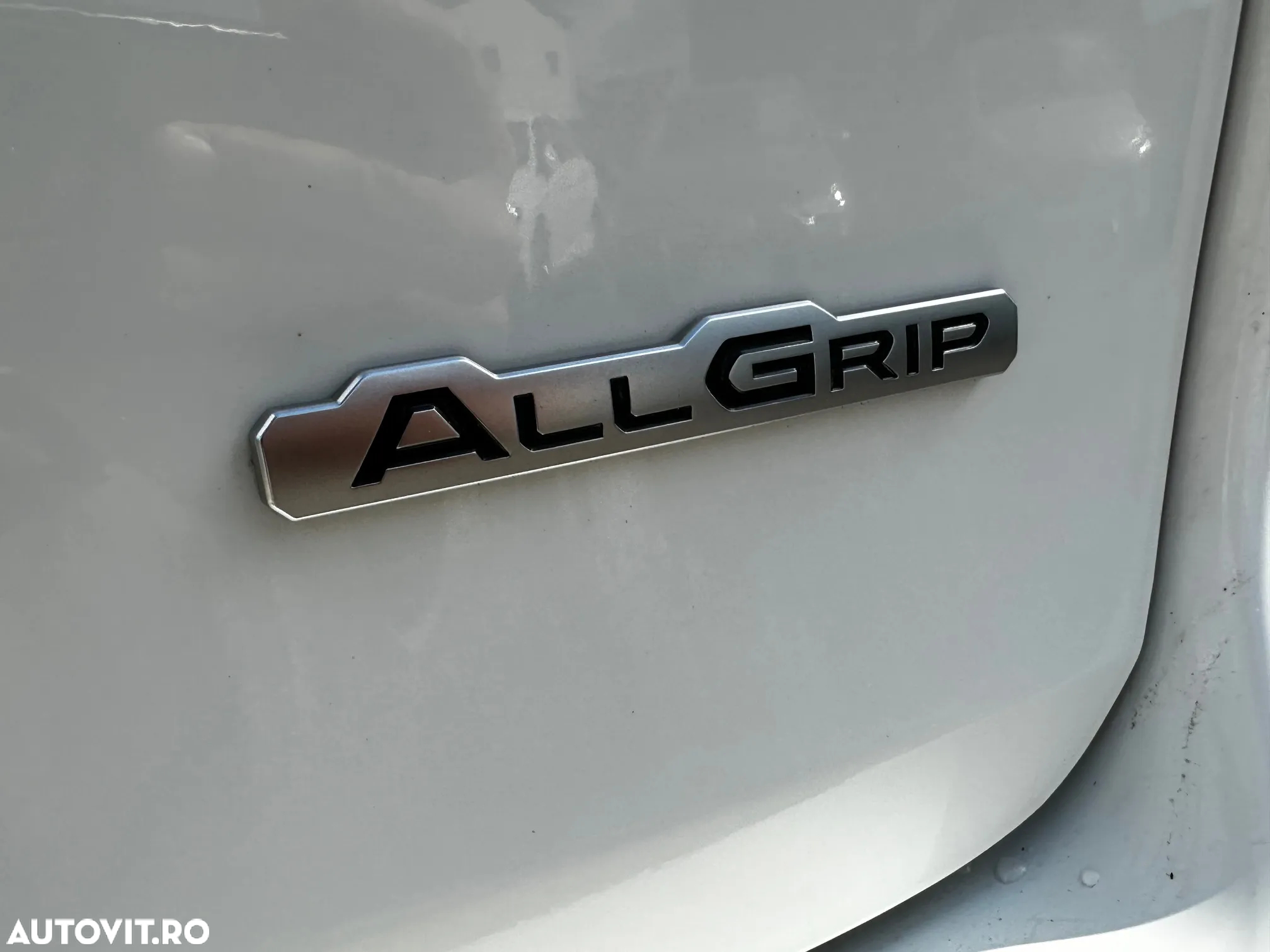 Suzuki Vitara 1.0 Boosterjet Allgrip Comfort - 16