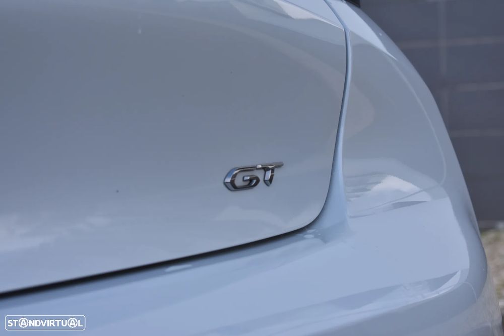 Peugeot e-208 GT - 11
