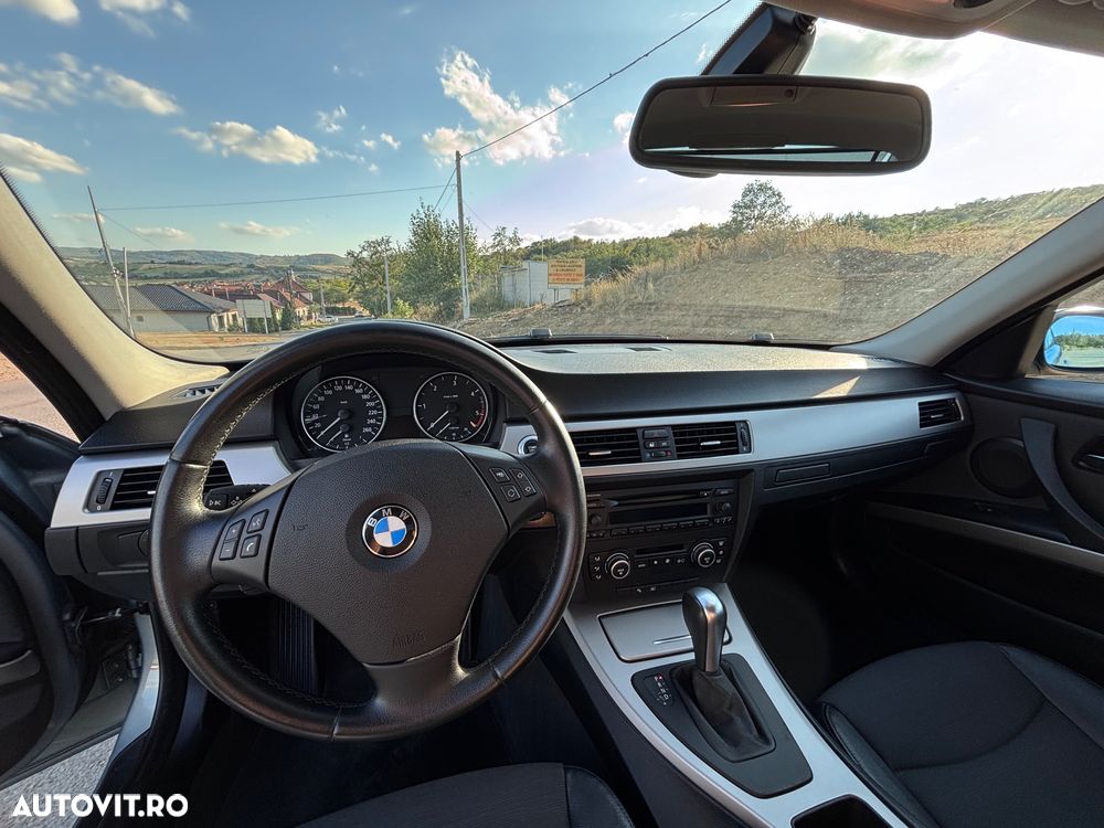 BMW Seria 3 320d DPF Aut. - 5