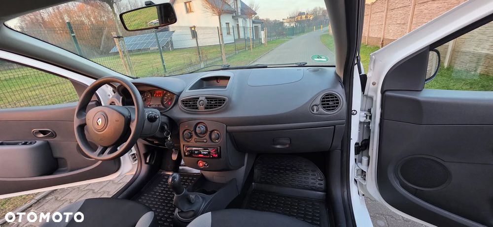 Renault Clio 1.5 dCi 70 Expression - 13