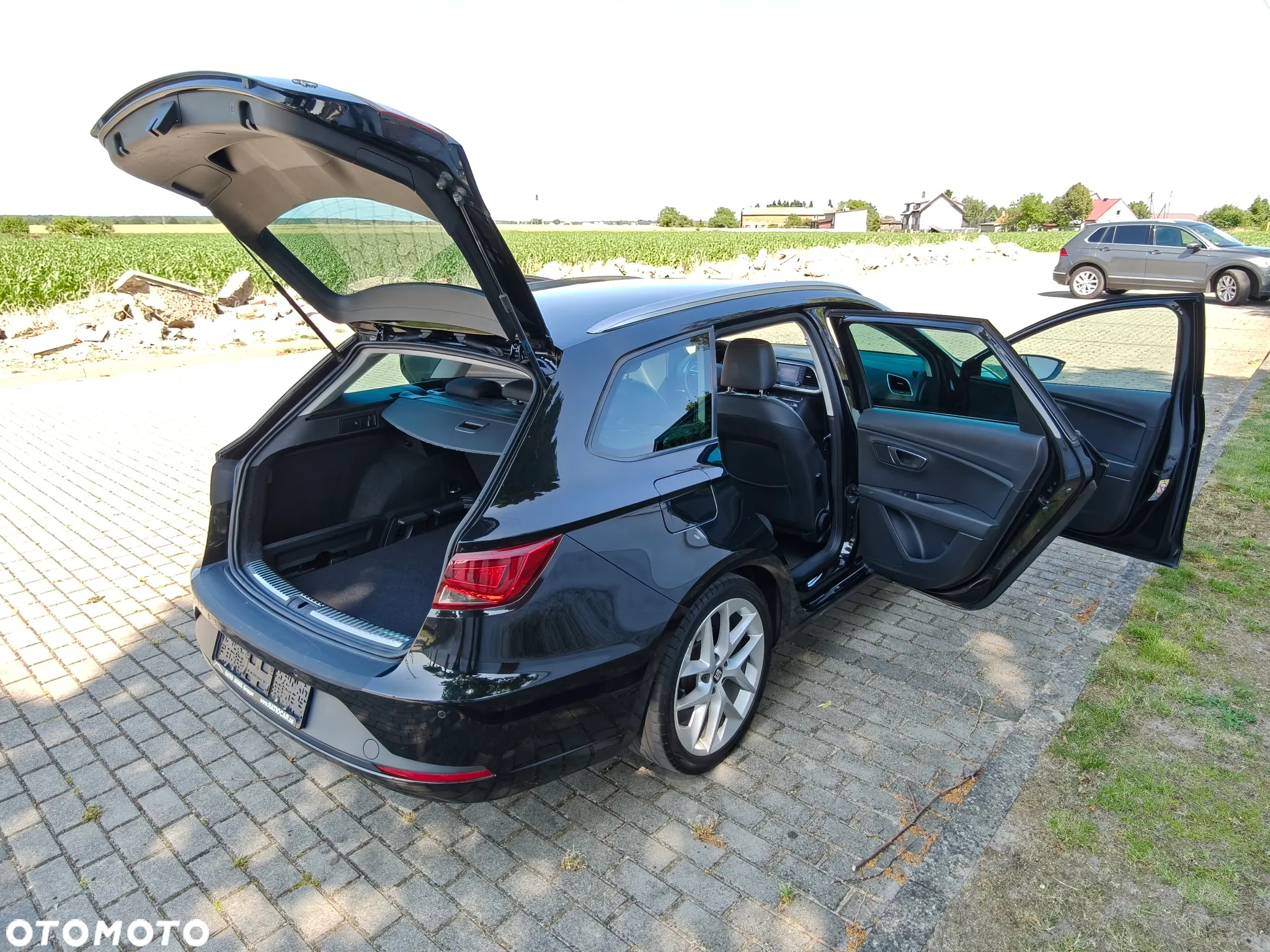 Seat Leon 2.0 TDI FR Black S&S - 27
