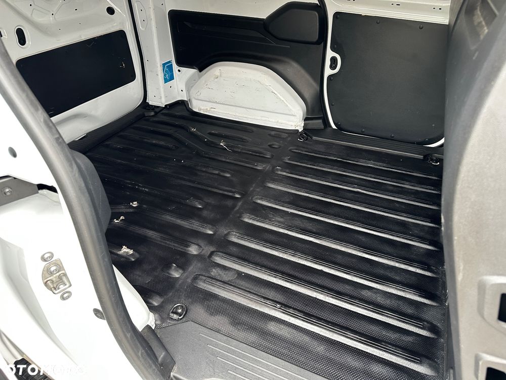 Renault KANGOO VAN - 29