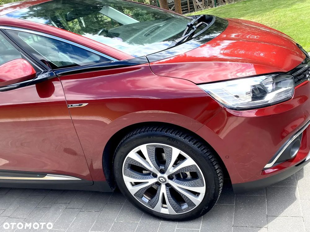 Renault Grand Scenic - 13