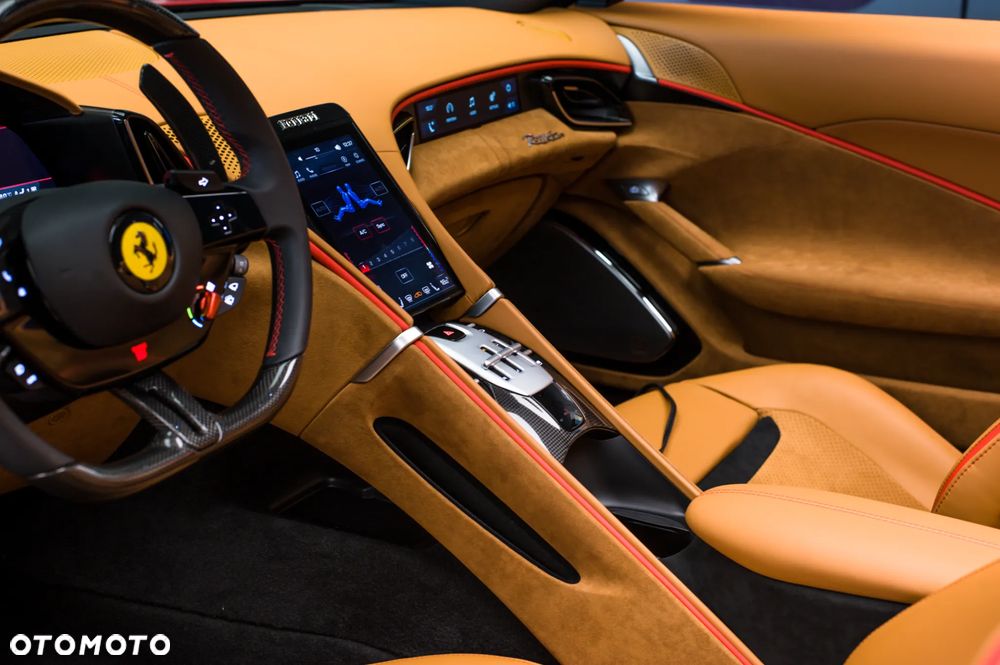 Ferrari Roma Spider - 23