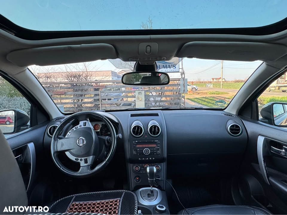 Nissan Qashqai 2.0 DCI 4 x 4 DPF Aut acenta - 4