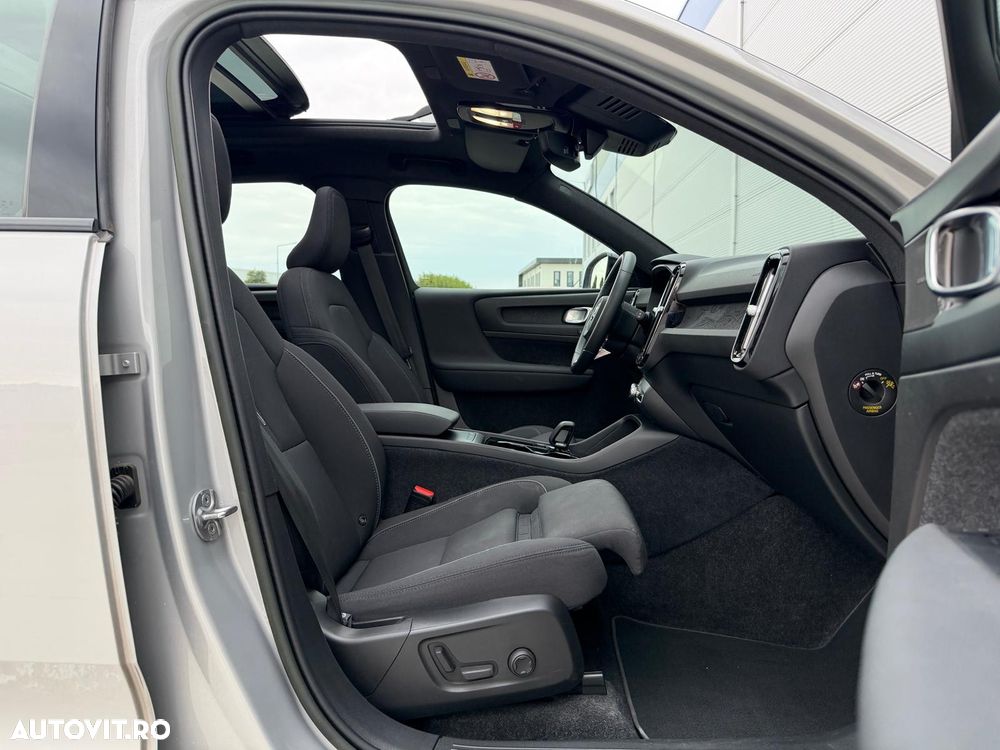 Volvo XC 40 Recharge Twin Motor AWD Ultimate - 10
