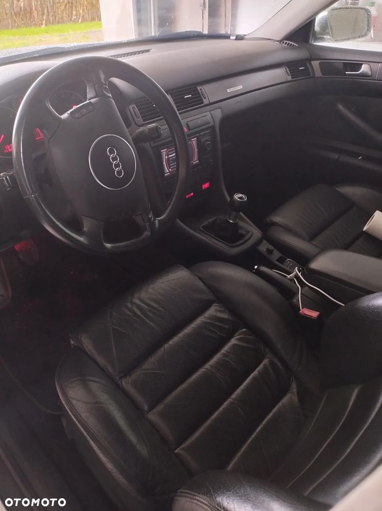 Audi A6 Avant - 12