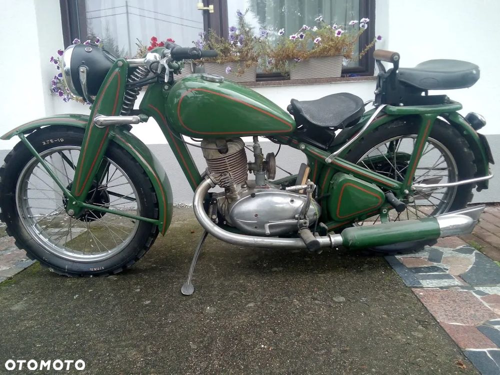 Jawa 250 - 5