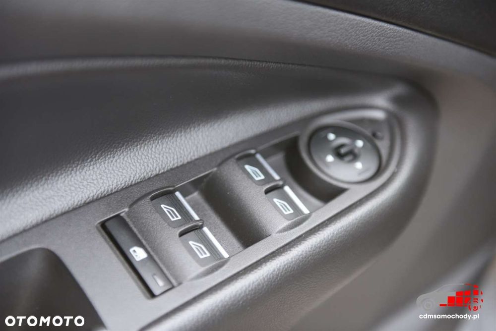 Ford Kuga - 26
