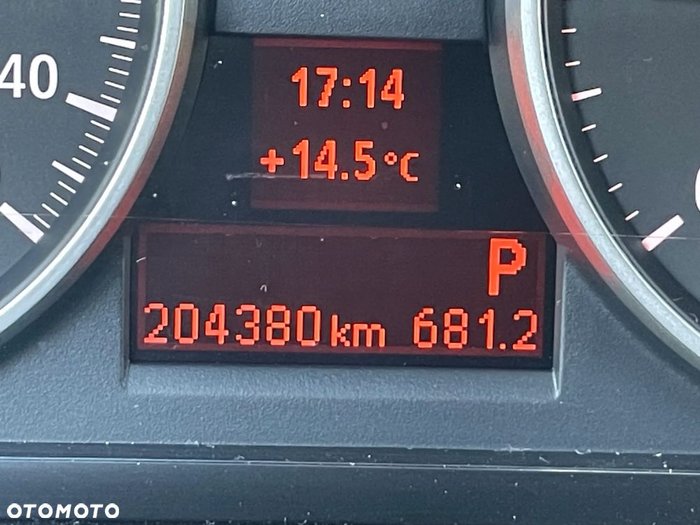 BMW X1 - 15