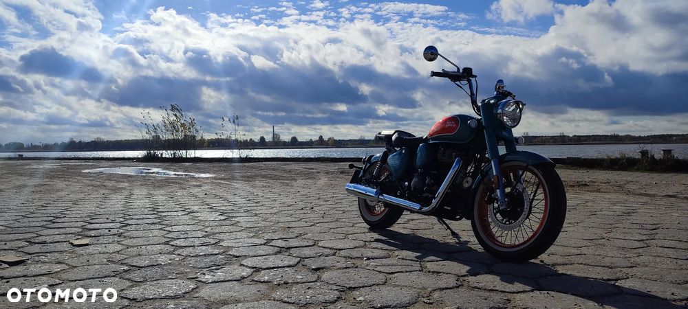 Royal Enfield Classic - 5