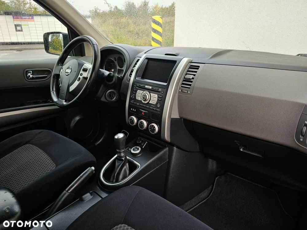 Nissan X-Trail 2.0 dCi SE - 11
