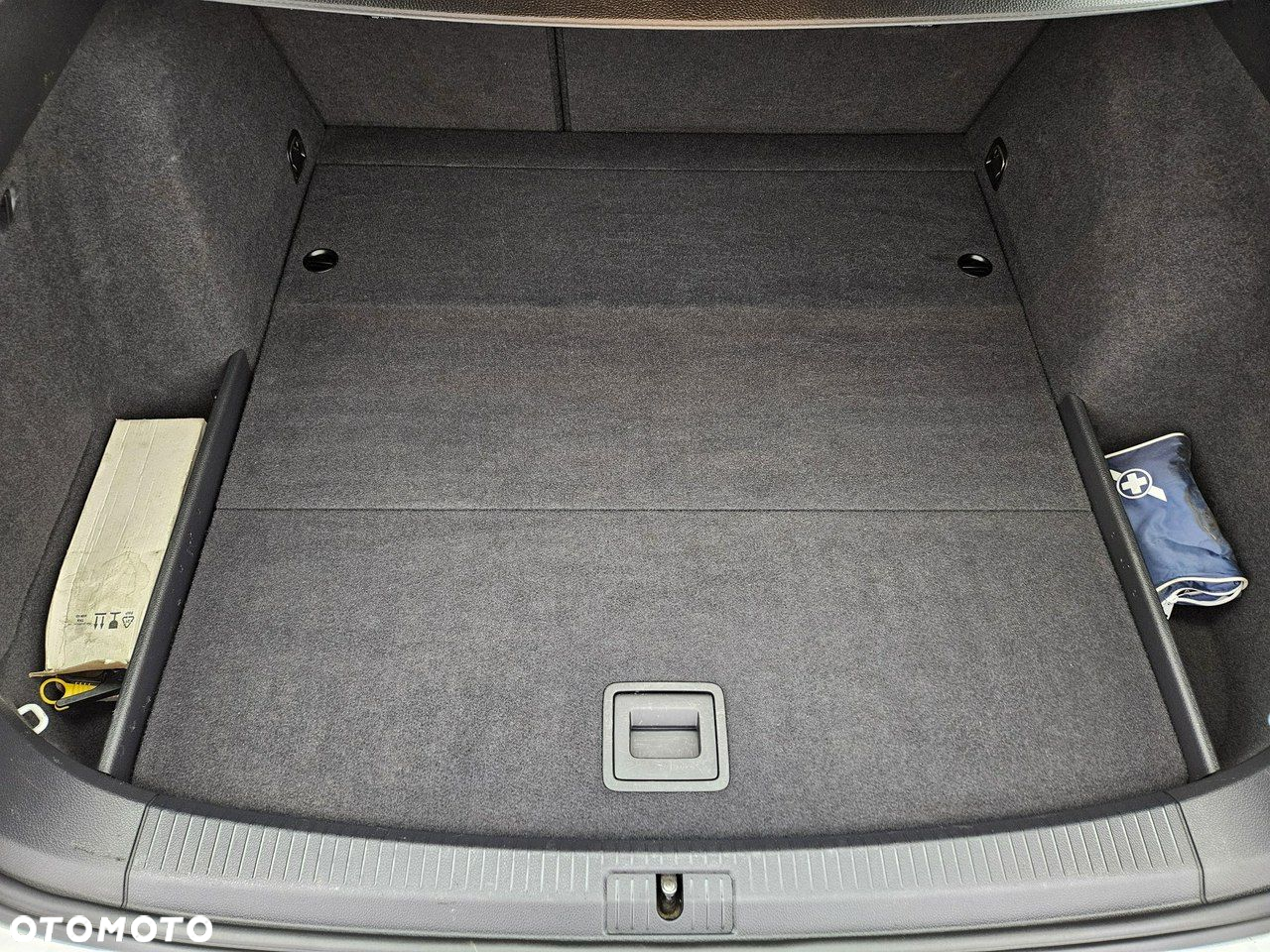 Volkswagen Golf - 22