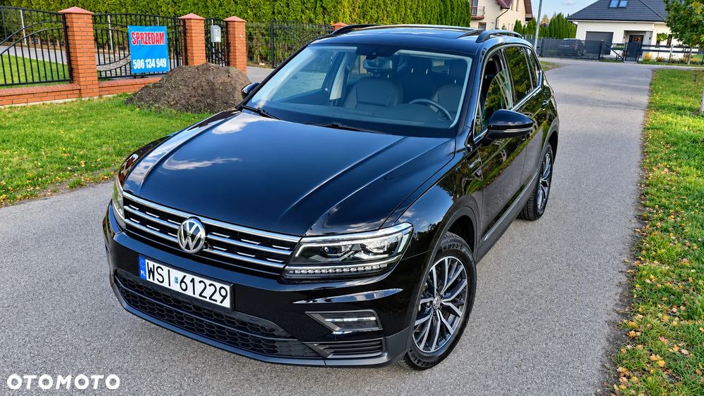 Volkswagen Tiguan - 1
