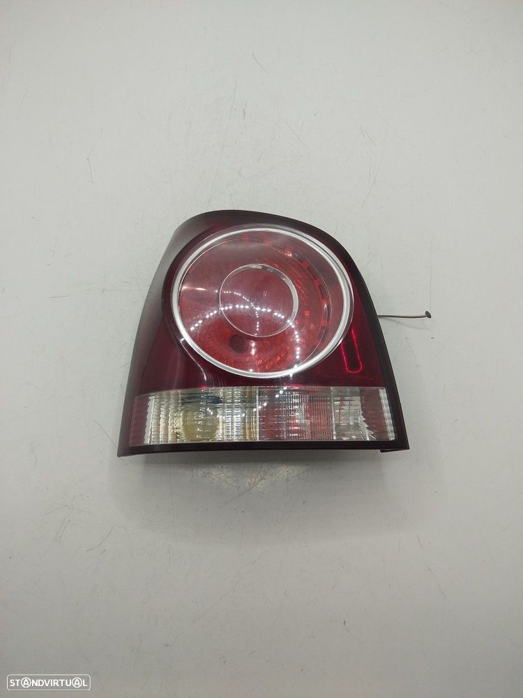 Farolim Stop Esq Volkswagen Polo (9N_) - 1