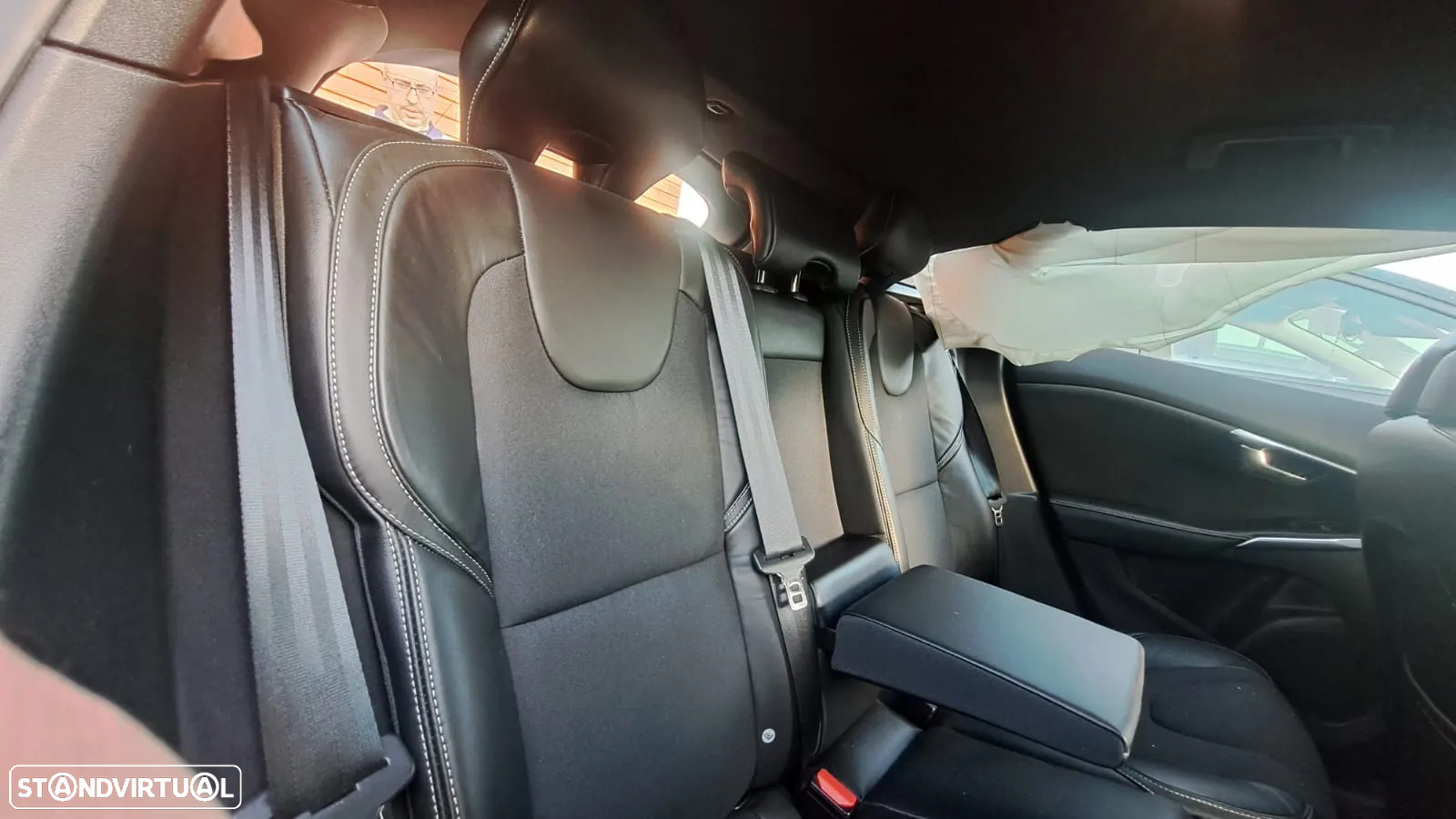 VOLVO V40 D2 2.0 DIESEL PARA PEÇAS - 18