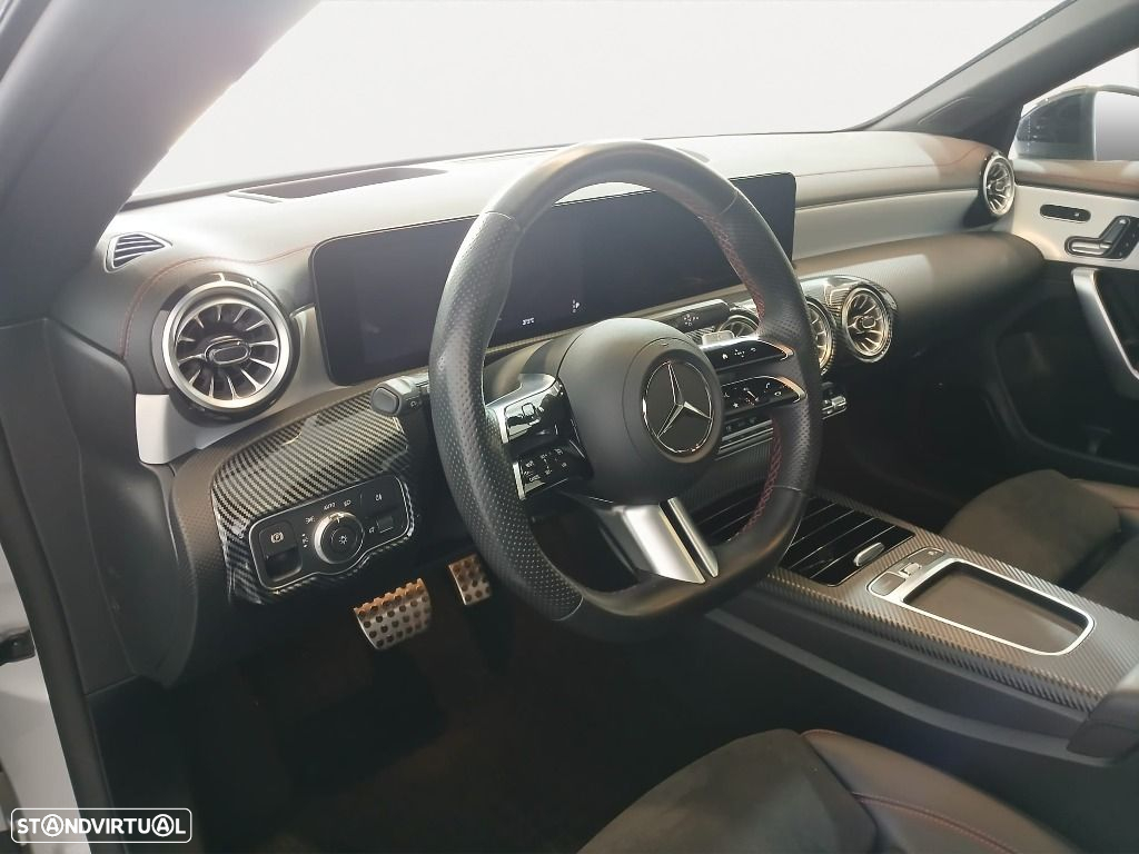 Mercedes-Benz CLA 180 d Shooting Brake AMG Line Aut. - 8