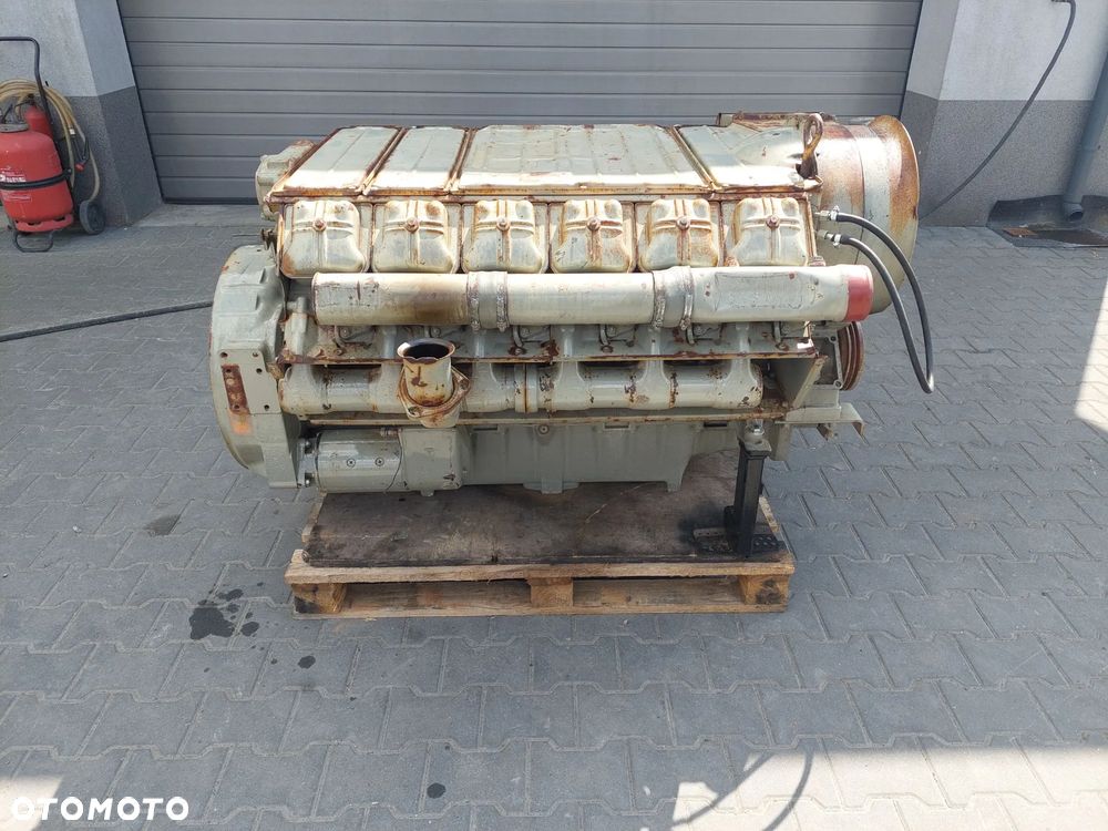 Silnik spalinowy Deutz F12L413 F12L 413 BF12L413 12-CYL Agregat Przesiewacz Rozściełacz Lokomotywa - 1