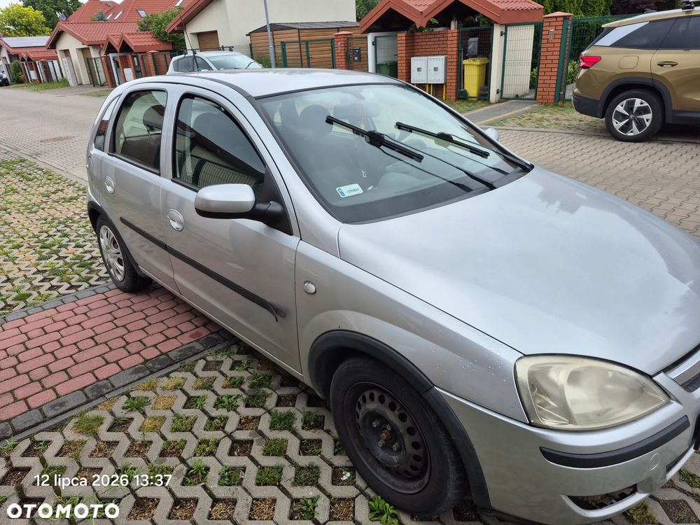 Opel Corsa 1.4 16V - 9