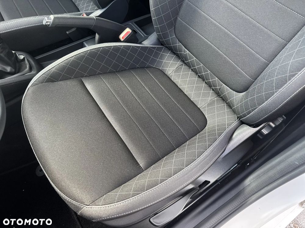 Skoda Fabia 1.0 Ambition - 14