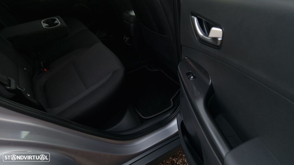 Hyundai Kauai 64 kWh Premium+LED - 27